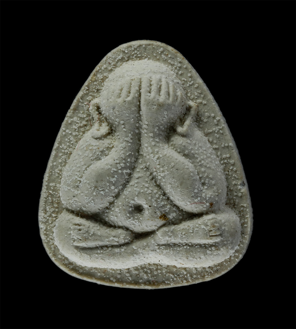 17Aug24 (266)p.jpg - พระปิดตา หลวงปู่​ขาว​ วัดหลักสี่ ดอนเมือง กรุงเทพฯ เนื้อผงพุทธคุณ ผงว่าน พระเก่าสวย มวลสารดี เม็ดมวลสารขึ้นทั่วองค์  | https://kamulet.in.th